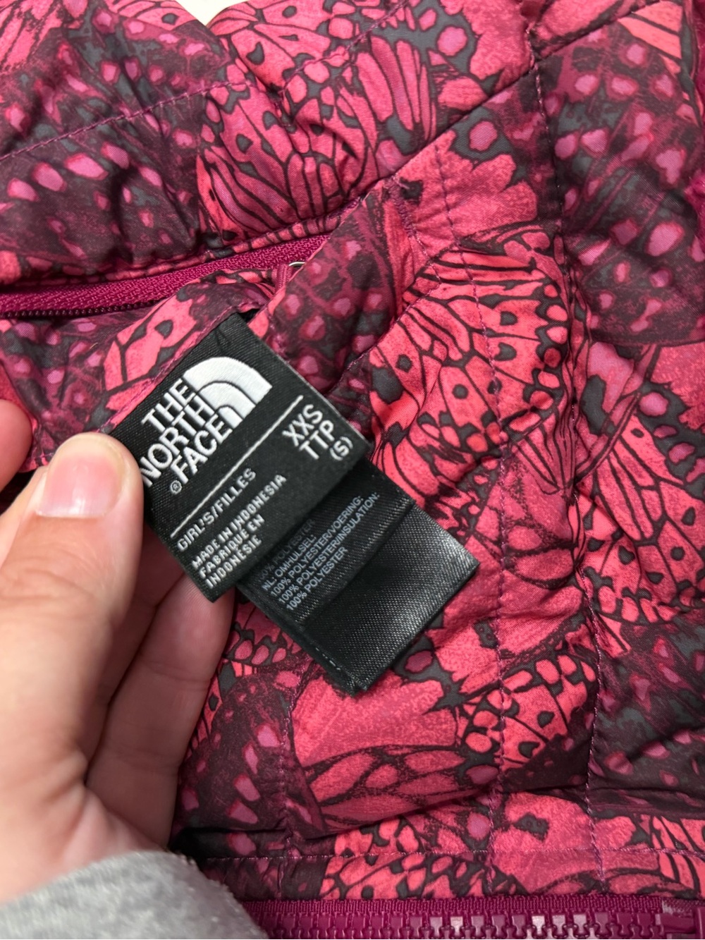 The North Face Girls' Pink & Dark Floral Puffer Jacket - Picture 2 of 3